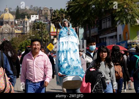 Non Exclusive: December 12, 2022, Mexico City, Mexico: Thousands of pilgrims arrive at the Basilica of Guadalupe to celebrate the Virgin of Guadalupe Stock Photo