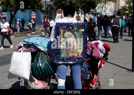 Non Exclusive: December 12, 2022, Mexico City, Mexico: Thousands of pilgrims arrive at the Basilica of Guadalupe to celebrate the Virgin of Guadalupe Stock Photo