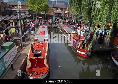 Boat trips at Camden Locks, canal, boats and market, Lock Place, Camden, London, England, UK, NW1 8AF Stock Photo