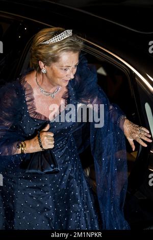 20121019 - LUXEMBOURG, LUXEMBOURG: Queen Paola of Belgium arrives for a gala dinner in Luxembourg Grand-Ducal palace, after the civil wedding of Crown Prince Guillaume of Luxembourg and Belgian Countess Stephanie de Lannoy, Friday 19 October 2012, in Luxembourg city. The marriage celebrations last two days. BELGA PHOTO NICOLAS LAMBERT Stock Photo