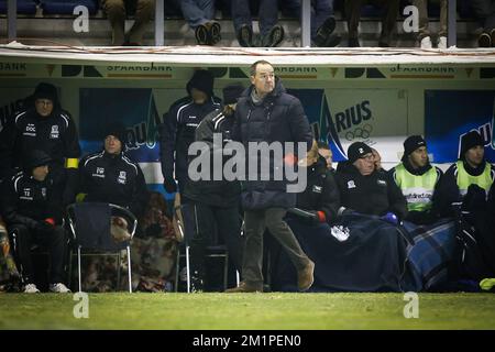 20130119 - GENT, BELGIUM: Gent's new head coach Spanish Victor Fernandez pictured during the Jupiler Pro League match between AA Gent and Standard de Liege, in Gent, Saturday 19 January 2013, on day 23 of the Belgian soccer championship. BELGA PHOTO BRUNO FAHY Stock Photo
