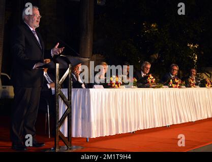 20131127 - MUMBAI, INDIA: President of Antwerp Port Authority, Port Alderman, vice-mayor of the City of Antwerp. Marc Van Peel delivers a speech at the opening ceremony of the exhibition Flemish Masterpieces From Antwerp at the Chhatrapati Shivaji Maharaj Vastu Shangrahalaya (formerly Prince of Wales Museum) in Mumbai, India, Wednesday 27 November 2013, on the third day of an economic mission of Belgian Princess Astrid to India. BELGA PHOTO ERIC LALMAND Stock Photo