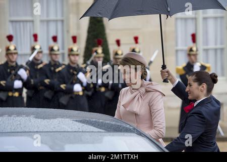 20140206 - PARIS, FRANCE: Queen Mathilde of Belgium pictured during the official visit abroad of the new Belgian King and Queen, to president of the French Republic Francois Hollande in Paris, France, on Thursday 06 February 2014. BELGA PHOTO DIRK WAEM Stock Photo