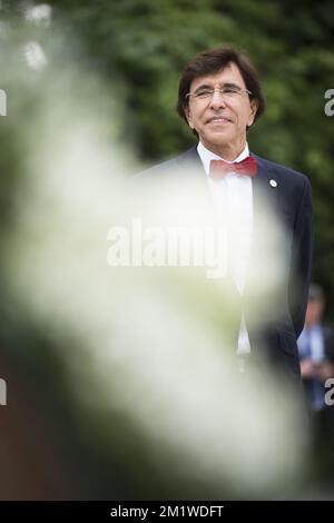 Outgoing Belgian Prime Minister Elio Di Rupo welcomes French President ...