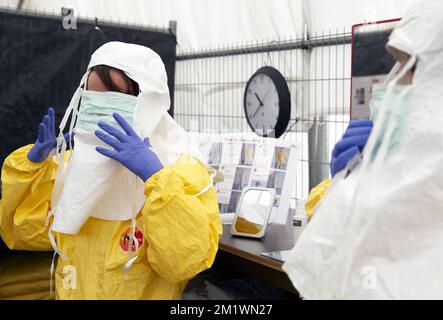 20141020 - BRUSSELS, BELGIUM: Illustration picture shows the Brussel Ebola training center during a press conference of Medicins Sans Frontieres (MSF - Artsen Zonder Grenzen - Doctors Without Borders) to ask for support to fight against the Ebola virus in West Africa, in Brussels, Monday 20 October 2014. BELGA PHOTO NICOLAS MAETERLINCK Stock Photo