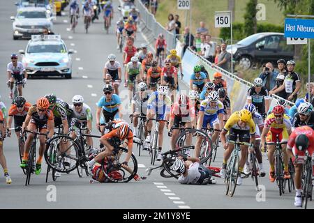20150624 - INGOOIGEM, BELGIUM: Illustration picture shows multiple cyclists falling in the final meters of the 68th edition of the Halle-Ingooigem cycling race, UCI 1,1 race of 198.8 km from Halle to Ingooigem, Wednesday 24 June 2015. BELGA PHOTO DAVID STOCKMAN Stock Photo