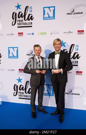 Frederik and Showbizz Bart pictured during the first edition of the Professional Soccer Player of the Year 2016 gala evening, Monday 23 May 2016, in Gent.  Stock Photo