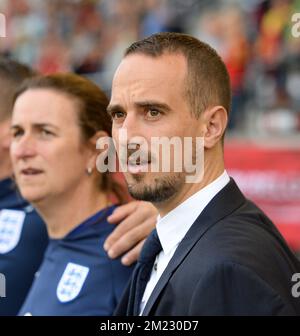 England's head coach Mark Sampson pictured during a Euro2017 qualification match between the Red Flames Belgian national women soccer team, and England, Tuesday 20 September 2016 in Leuven. The Red Flames are already qualified for the Uefa Women's Euro 2017 that will take place from July 16th to August 6th in The Netherlands. BELGA PHOTO DAVID CATRY Stock Photo