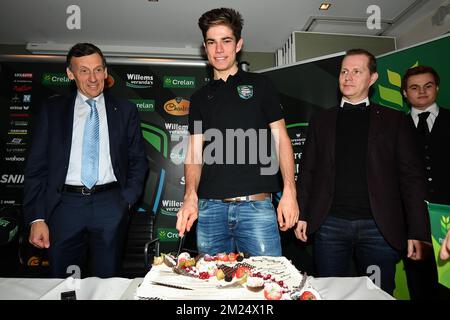 Crelan Ceo Luc Versele, Belgian world champion Wout Van Aert and Joel Verheyden pictured after a press conference of World Champion cyclocross cycling Van Aert, Monday 30 January 2017, in Brussels. Yesterday Van Aert won the World Championships in Luxembourg extending his title. BELGA PHOTO DAVID STOCKMAN Stock Photo