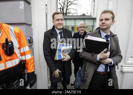 (L-R) Walloon Minister President Paul Magnette, Flemish Minister-President Geert Bourgeois and Bourgeois' spokesman Benjamin Muylaert leave after a meeting of the consultative committee with ministers of the Federal government, the regional governments and the community governments, in Brussels, Thursday 23 February 2017. This meeting with the different governments is called when matters involving multiple levels are discussed. The flight over Brussels and noise pollution will be in the discussions. Stock Photo