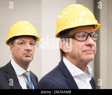 Agoria International Business Director Peter Demuynck and Volvo Cars CEO Hakan Samuelsson pictured during a visit to the Volvo Cars plant in Gent, Monday 03 April 2017. BELGA PHOTO BENOIT DOPPAGNE Stock Photo