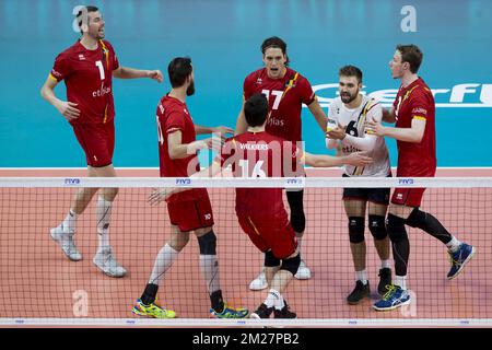 Red Dragons celebrate during a World League game between the Red Dragons, Belgian national volleyball team and France, Sunday 18 June 2017, at the Lotto Arena in Antwerp. BELGA PHOTO KRISTOF VAN ACCOM Stock Photo