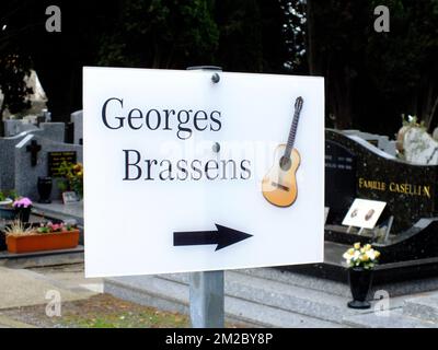 Tomb of Georges Brassens | Tombe de Georges Brassens chanteur (1921-1981) cimetière le Py dans la ville de Sète 04/01/2018  Stock Photo