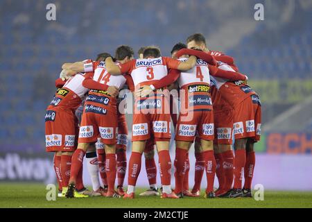 Kortrijk's players pictured before the start of a Croky Cup 1/2 final, return leg, game between RC Genk and KV Kortrijk, in Genk, Tuesday 06 February 2018. Kortrijk won the first leg 3-2. BELGA PHOTO YORICK JANSENS Stock Photo