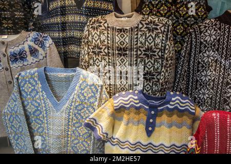 Collection of colourful Shetland jumpers / pullovers on display at the Shetland Museum and Archives, Lerwick, Shetland, Scotland, UK | Le Shetland Museum and Archives, musée à Lerwick, Shetland, Ecosse 11/06/2018 Stock Photo