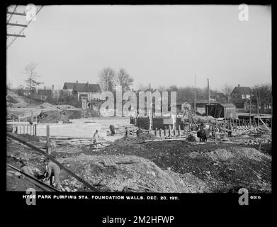 Distribution Department, Hyde Park Pumping Station, foundation walls, Hyde Park, Mass., Dec. 20, 1911 , waterworks, pumping stations, construction sites Stock Photo