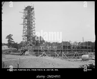 Distribution Department, Hyde Park Pumping Station, from the southwest, Hyde Park, Mass., Jul. 25, 1912 , waterworks, pumping stations, construction sites Stock Photo