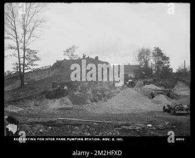 Distribution Department, Hyde Park Pumping Station, excavating, Hyde Park, Mass., Nov. 2, 1911 , waterworks, pumping stations, construction sites Stock Photo