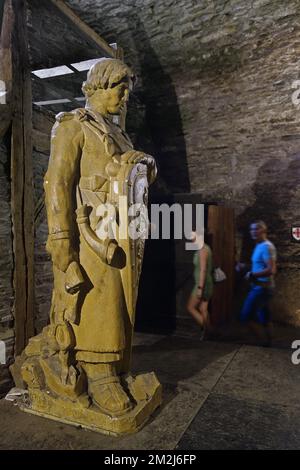 Statue of Godfrey of Bouillon in the Château de Bouillon Castle, Luxembourg Province, Belgian Ardennes, Belgium | Statue de Godefroy de Bouillon dans le Château de Bouillon, Luxembourg, Ardennes, Belgique 22/08/2018 Stock Photo