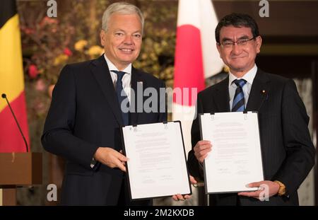 Vice-Prime Minister and Foreign Minister Didier Reynders and Japan Foreign Affairs minister, Taro Kono pictured during the exchange of MOU on Bilateral Political Consultations at the Iikura House on the first day of a visit of Belgian Foreign Minister in Japan, Monday 29 October 2018. BELGA PHOTO BENOIT DOPPAGNE Stock Photo