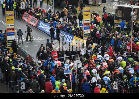 Illustration picture shows the start of the men elite race of the World Cup cyclocross in Hoogerheide, the Netherlands, 9th and last stage of the UCI World Cup competition, Sunday 27 January 2019. BELGA PHOTO DAVID STOCKMAN Stock Photo