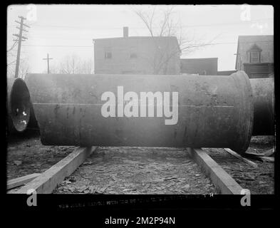 Electrolysis, 48-inch pipe pitted by electrolysis, removed from Boylston Street, Cambridge, Mass., Nov.-Dec. 1910 , waterworks, pipes conduits, electrolysis Stock Photo