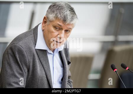 Flemish Minister of Welfare Jo Vandeurzen pictured during a plenary session of the Flemish Parliament in Brussels, Wednesday 20 February 2019. BELGA PHOTO JASPER JACOBS Stock Photo