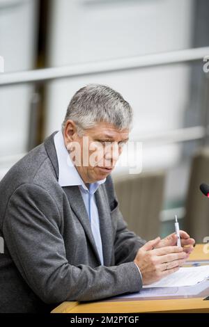 Flemish Minister of Welfare Jo Vandeurzen pictured during a plenary session of the Flemish Parliament in Brussels, Wednesday 20 February 2019. BELGA PHOTO JASPER JACOBS Stock Photo