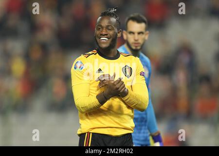 Belgium's Michy Batshuayi reactsnear Russian goalkeeper Guilherme during a match between Belgian national soccer team Red Devils and Russia, in Brussels, Thursday 21 March 2019, the first of a series of 10 European Cup 2020 qualification games. BELGA PHOTO BRUNO FAHY