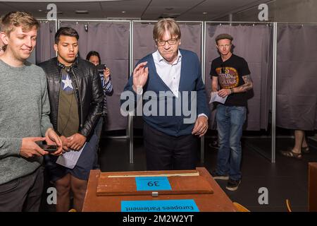 European parliament member for Open Vld Guy Verhofstadt casts a vote at a polling station in Mariakerke, Gent, Sunday 26 May 2019. Belgium holds regional, federal and European elections on Sunday. BELGA PHOTO JAMES ARTHUR GEKIERE Stock Photo