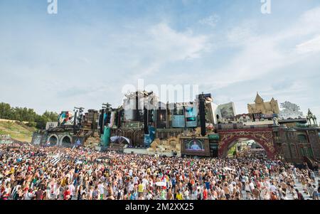 Mainstage pictured during the first day of the second weekend of the Tomorrowland music festival, Friday 26 July 2019. The 15th edition of Tomorrowland electronic music festival takes place at the 'De Schorre' terrain in Boom from 19 to 21 July 2019 and from 26 to 28 July 2019. BELGA PHOTO DAVID PINTENS Stock Photo