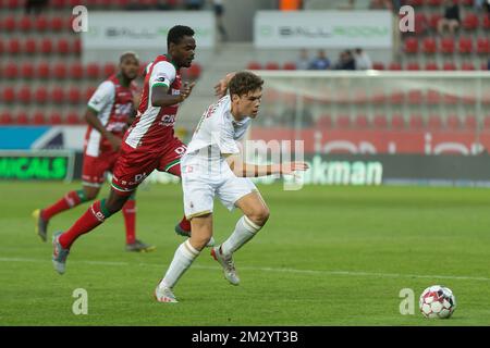 Antwerp's Robbe Quirynen pictured in action during a soccer match between SV Zulte Waregem and Royal Antwerp FC, Sunday 01 September 2019 in Waregem, on day six of the 'Jupiler Pro League' Belgian soccer championship season 2019-2020. BELGA PHOTO JAMES ARTHUR GEKIERE Stock Photo