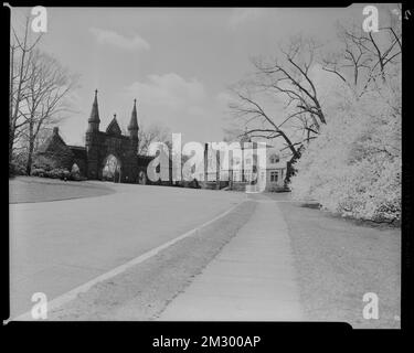 Forest Hills Cemetery , Gates, Streets, Cemeteries, Forest Hills Cemetery Boston, Mass..  Leon Abdalian Collection Stock Photo