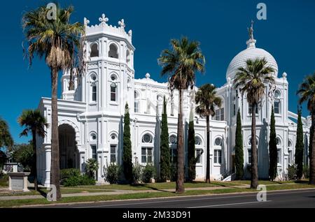 Galveston, TX, US - October 19, 2022: Sacred Heart Church, designed by architect Nicholas J. Clayton, constructed in 1903-04 on Broadway in Galveston Stock Photo