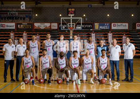 upper row (L-R), assisten coach Phivos Livaditis, assistant coach Fred Young, Ryan Richards, Viktor Iljins, Stephane Moris, Pavle Djurisic, Benjamin Raymond, General Manager Nikkel Kebsi, Brussels' chairman Andre De Kandelaer, Head coach Ian Hanavan, lower row (L-R), Brussels' William Robeyns, Ayoub Nouhi, Thomas Massamba, Sean Pouedet, Louis Hazard and Elijah Tshibangu pose at a photoshoot of Belgian Basketball team Phoenix Brussels, ahead of the 2020-2021 EuroMillions League, Friday 09 October 2020 in Brussels. BELGA PHOTO JASPER JACOBS Stock Photo