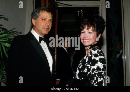 Neile McQueen Toffel and Alvin Toffel Circa 1980's Credit: Ralph Dominguez/MediaPunch Stock Photo
