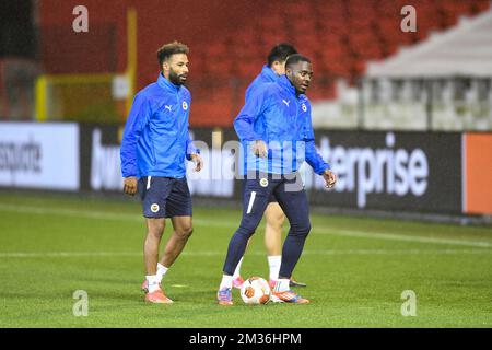 Fenerbahce Nazim Sangare and Fenerbahce Bright Osayi-Samuel pictured during a training session of Turkish soccer team Fenerbahce, Wednesday 03 November 2021 in Antwerp. The team is preparing for tomorrow's match against Belgian team Royal Antwerp FC, on the fourth day of the UEFA Europa League group stage, in group D. BELGA PHOTO TOM GOYVAERTS Stock Photo