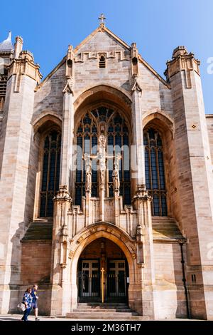 Leeds Cathedral, formally the Cathedral Church of St Anne, commonly known as Saint Anne's Cathedral, is the Cathedral of the Roman Catholic Diocese of Stock Photo