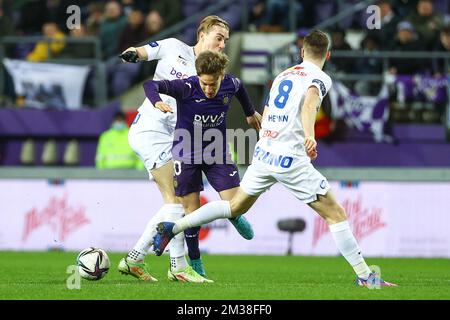 ANDERLECHT, BELGIUM - MAY 15: Yari Verschaeren of RSC Anderlecht during the  Jupiler Pro League match between RSC Anderlecht and KRC Genk at Lotto Park  Stock Photo - Alamy