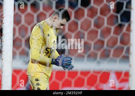 Seraing's goalkeeper Guillaume Dietsch looks dejected during a soccer match between RFC Seraing and OH Leuven, Saturday 19 March 2022 in Seraing, on day 32 (out of 34) of the 2021-2022 'Jupiler Pro League' first division of the Belgian championship. BELGA PHOTO BRUNO FAHY Stock Photo