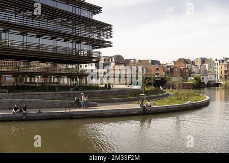 Illustration shows people enjoying nice weather at Belgian coast, in De ...
