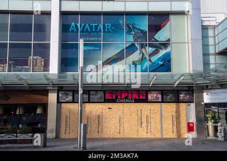 Slough, Berkshire, UK. 14th December, 2022. The Empire Cinema in Slough has suddenly and unexpectedly closed down. Many businesses are closing down in Slough as a major redvelopment of the town centre will be taking place leaving much of the town like a ghost town. Credit: Maureen McLean/Alamy Live News Stock Photo