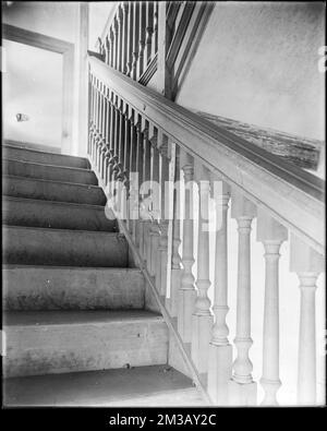 Horsham, Pennsylvania, 859 County Line Road, interior detail, stairway, Keith House, 1721 , Houses, Interiors, Stairways. Frank Cousins Glass Plate Negatives Collection Stock Photo