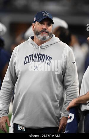 Dallas Cowboys head coach Mike McCarthy during the NFL Football Game between the Houston Texans and the Dallas Cowboys on  December 11, 2022 at AT&T S Stock Photo