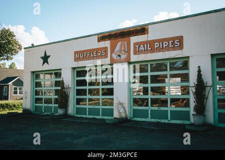 Johnsons Muffler Shop vintage signage, Millerton, New York Stock