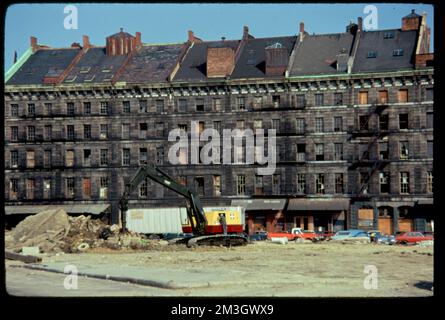 Mercantile Wharf Building being renovated , Piers & wharves, Waterfronts, Warehouses, Building construction. Photographs by Ernst Halberstadt Stock Photo