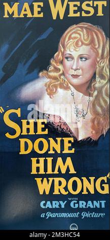SHE DONE HIM WRONG 1933 Paramount Pictures film with Mae West Stock Photo