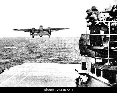 An American B-25 Mitchell medium bomber taking off from the aircraft carrier 'Hornet' on 18th April 1942.   This bomber was one of sixteen bombers, under the command of Lt.-Colonel Jimmy Doolittle, which were launched from 'Hornet' for an air-raid on Tokyo - the first American attack on Japan during the Second World War.     Date: 1943 Stock Photo