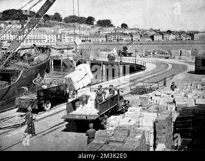 Food being unloaded in the Channel Islands; Second World War Stock Photo