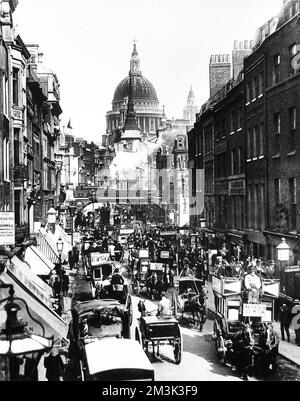 Photograph showing the view east along Fleet Street, towards Ludgate and St. Pauls Cathedral, London.     Date: c.1894 Stock Photo
